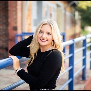 Meet your Posher, Macayla